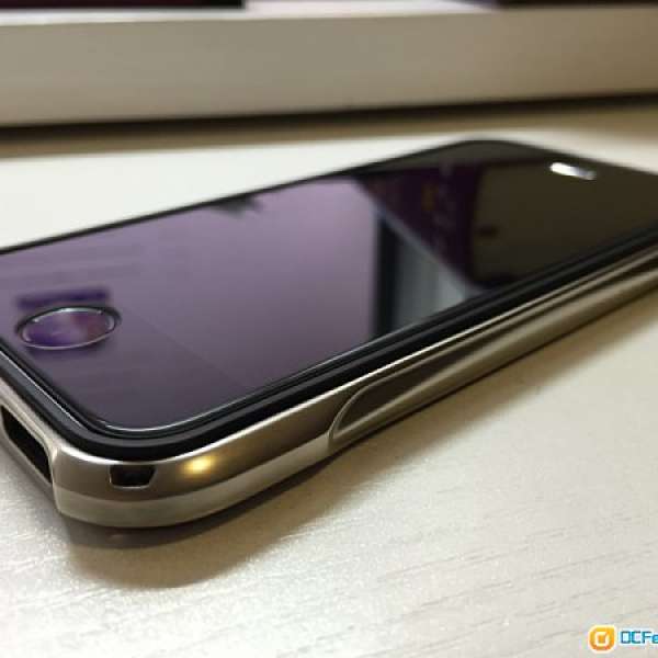 九成半新 iPhone 5s Tunewear Frame x Frame雙層金屬邊框Bumper Logon賣$399 GB1643...