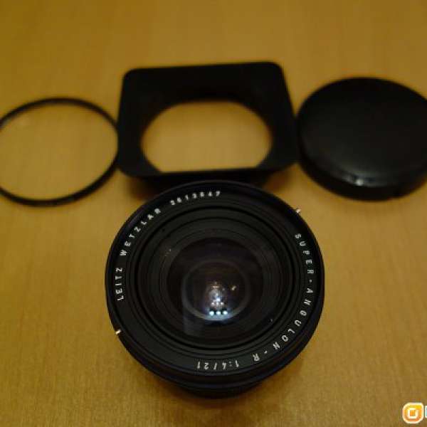Leica R Super-Angulon-R 21mm f4 with Hood