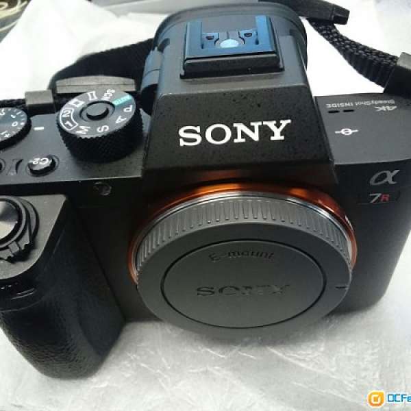 SONY ILCE- A7R ll 及  Metalbones Canon mount