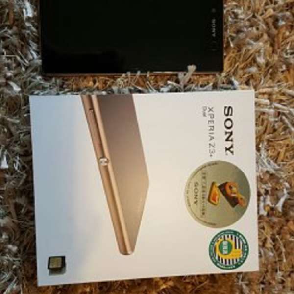 SONY Z3+  雙卡版 行貨,金色,全新配件