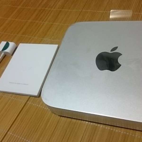 賣 絕版 95新 Mac Mini 2012 i7四核 原廠256GB SSD 16GB RAM有保