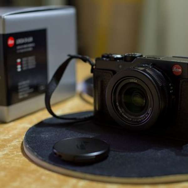 Leica DLUX Type 109 + gariz design Leather Case