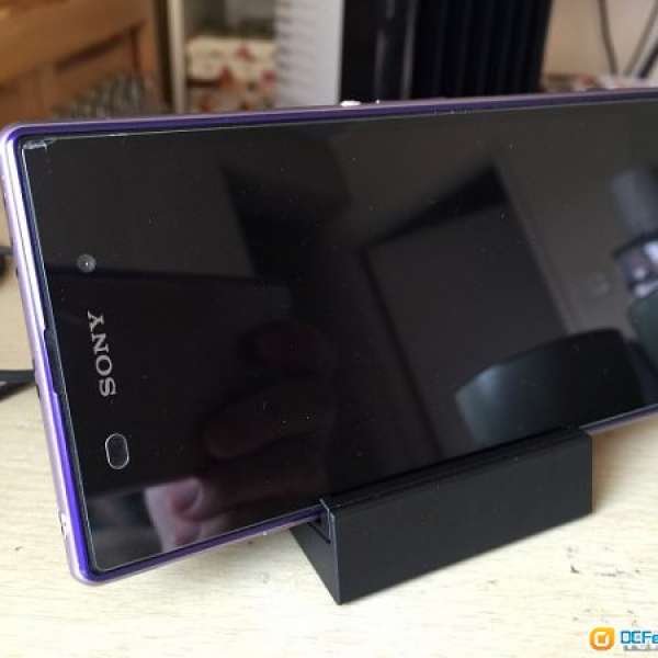 Sony Z1 紫色 9成新 連磁力义座