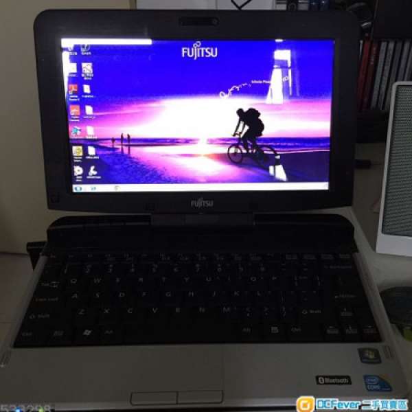 fujitsu lifebook t580 i3 Touchscreen mon 10.1"