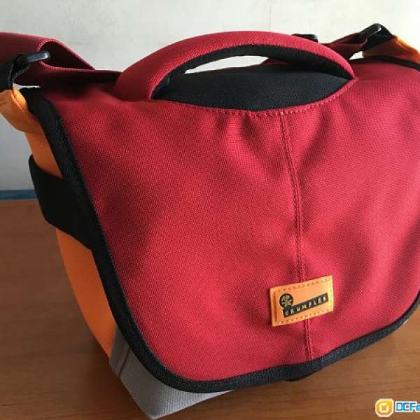 Crumpler Camera Shoulder Bags MD5003-R02P50 (5M$H) dk red