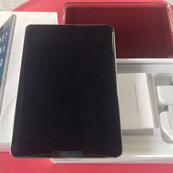 99.9%新 Ipad mini 2 32g+cellular  黑色 有保養有單 盒full set