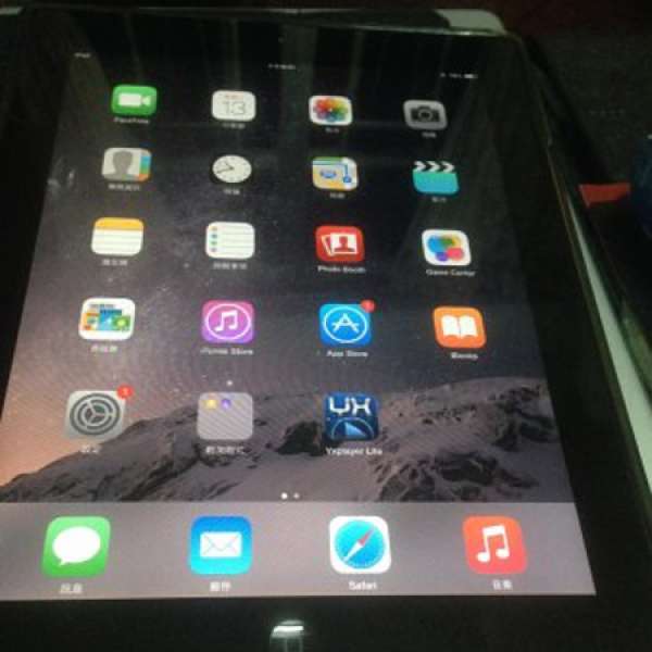 70% new iPad 2 black 16gb wifi IOS 8.3 版本