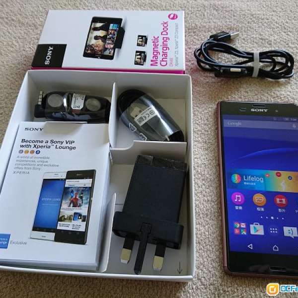 Sony Z3 Dual D6633 保養至15年12月，齊盒配件