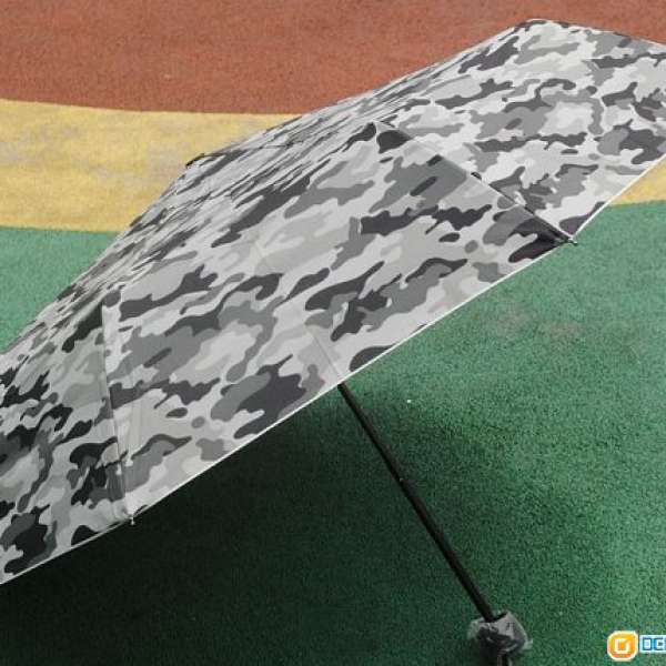 全新灰色迷彩防紫外線縮骨男士商務雨傘