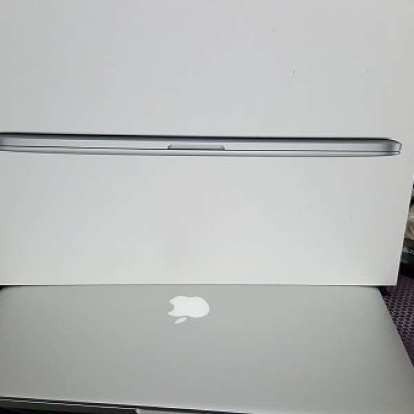 90%新 Macbook Pro 15" Retina Late 2013 full set