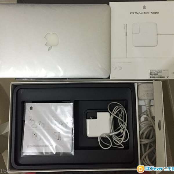 Macbook Air 11" 1.4 core2duo128GB SSD 4G Ram