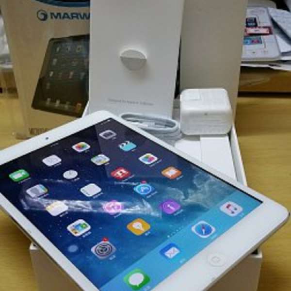 放Apple ipad mini2 retina白色Wifi 16G Full set 95%新過保