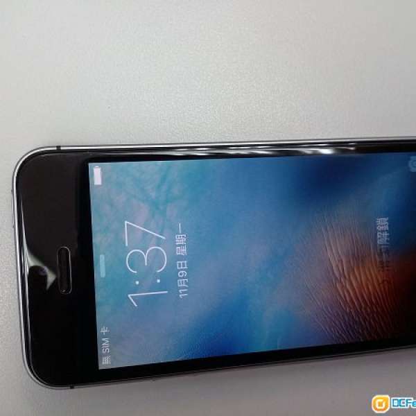 iphone 5s 32G  黑灰色 ZP香港行貨