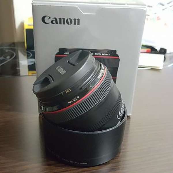 Canon EF50mm f/1.2 L USM+B+Wfilter