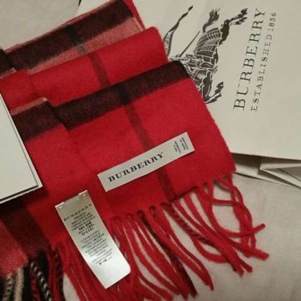 Burberry 頸巾 圍巾 披肩 有單據 100%Real