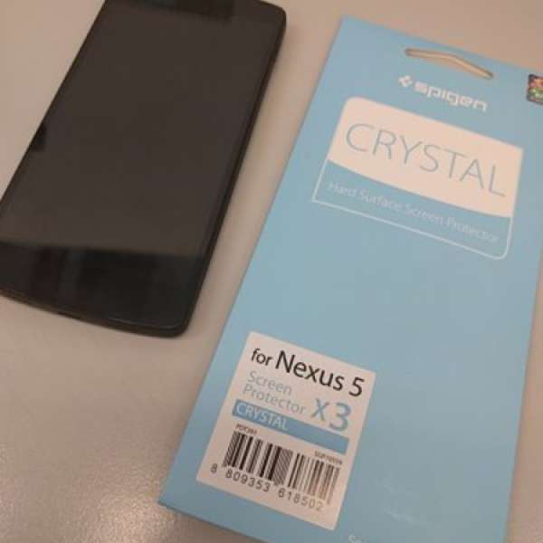 無花 Nexus 5 16GB 香港行貨 十分新淨 送Mon貼 x 2