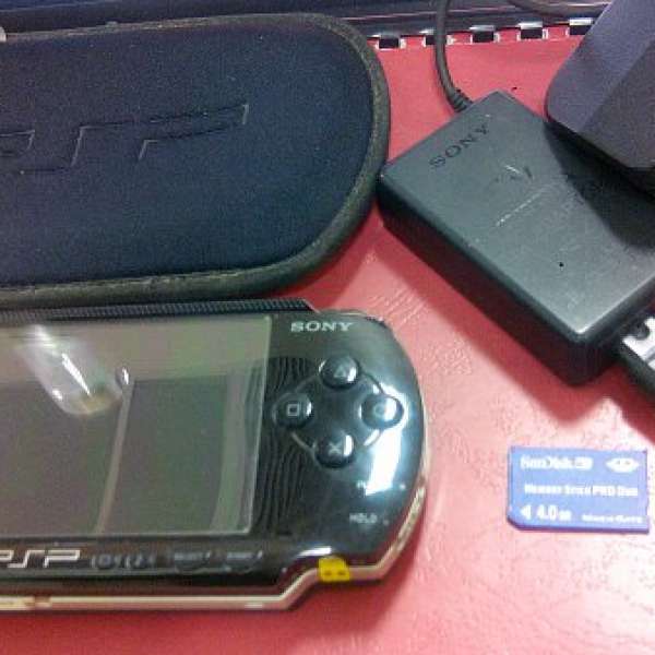 SONY PSP 1006 連配件