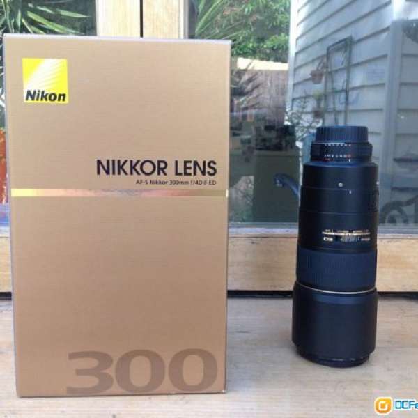 Nikon 300mm F4