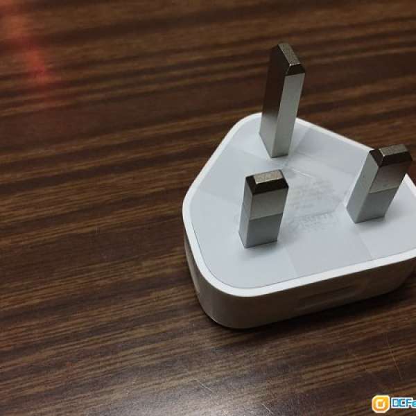 全新 iPhone原廠火牛 (Apple iPhone charger )