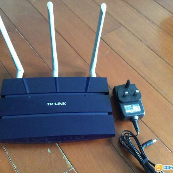 TP-LINK TL-WR1043ND-V2 router