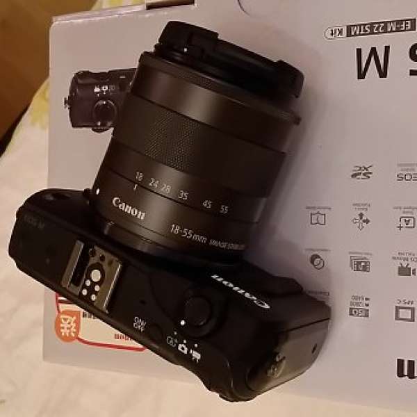 95%新黑色Canon EOS M 行機 +18-55mm鏡頭 +(16GB WIFI card)