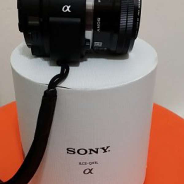 Sony ILCE-QX1L (連SELP16-50mm 電動變焦鏡頭)