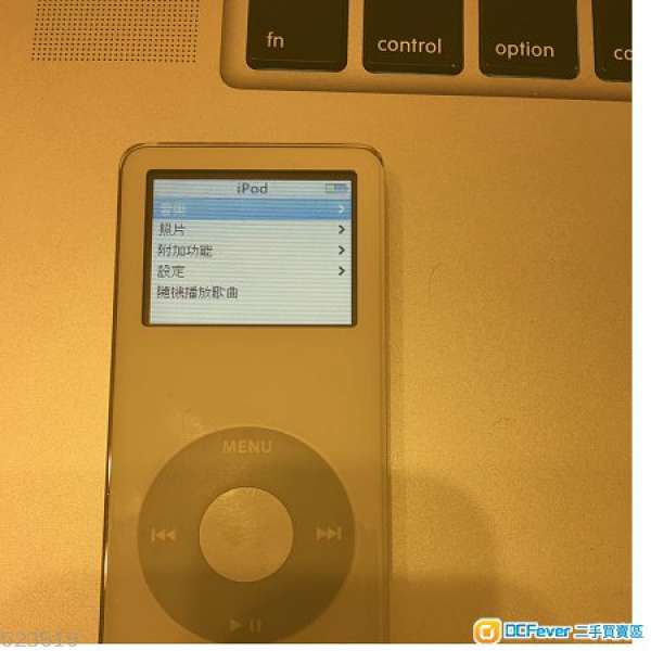 出售iPod nano1 4GB white