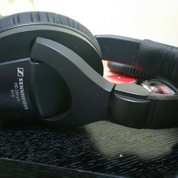 Sennheiser HD 280 PRO headphone 90% New