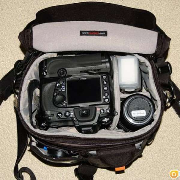 Lowepro Stealth Reporter D200AW 相機袋