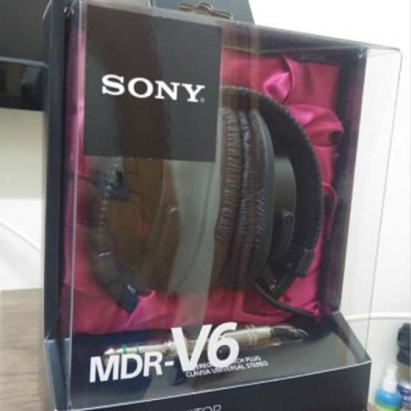 SONY MDR-V6 STUDIO HEADPHONE