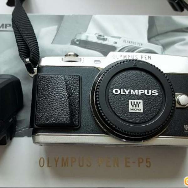 Olympus E-P5 EP5 銀色 + VF4 viewfinder, 及 17mm F1.8 (95%新)