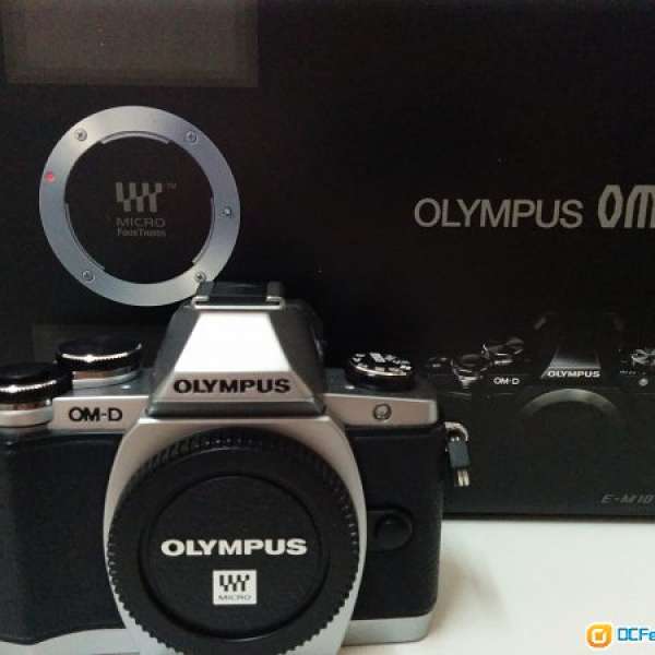 Olympus OM-D E-M10 銀機身