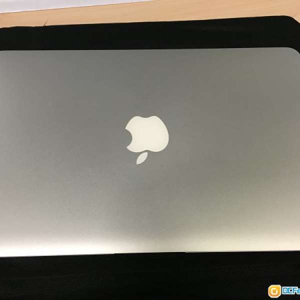 99% new MacBook Air 11 英吋 11吋 11" 11 inches 2013 年中 2013 mid 128 SSD