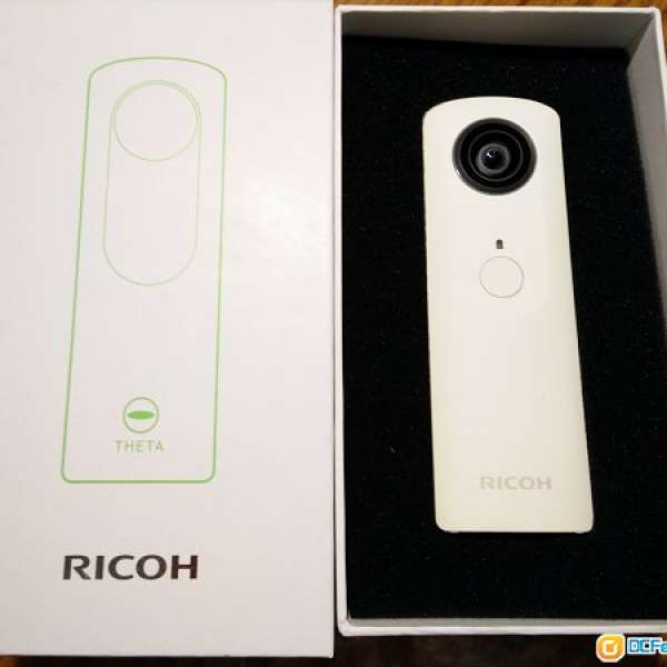 Ricoh Theta  一按 360° 全景零死角 白色 有保護套 有盒