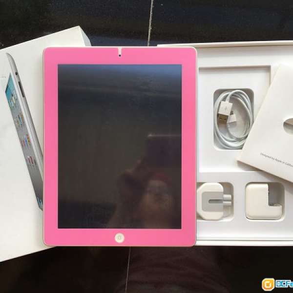 iPad 2 32GB 白色 九成新(全套原裝連盒)