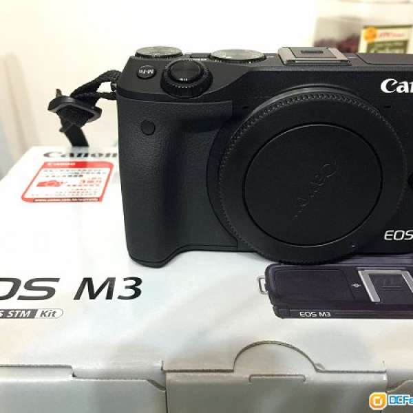 Canon EOS M3 行貨99%新 保養到23-Mar-2017