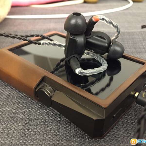 放 Astell & Kern ak380 + ak380 amp