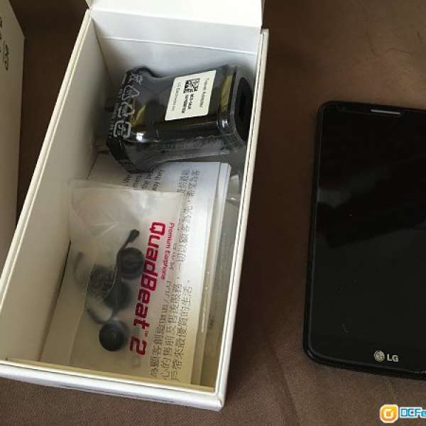 LG G2 黑32GB 2013年12月購入 75% New