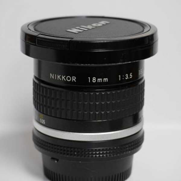 Nikon Nikkor 18mm f3.5  手動鏡頭 鏡身有花  A7 可用 full frame ff sigma tamron