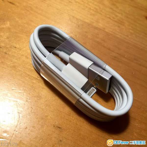 100% 全新原裝 Apple Lightning 至 USB 連接線-天水圍交收