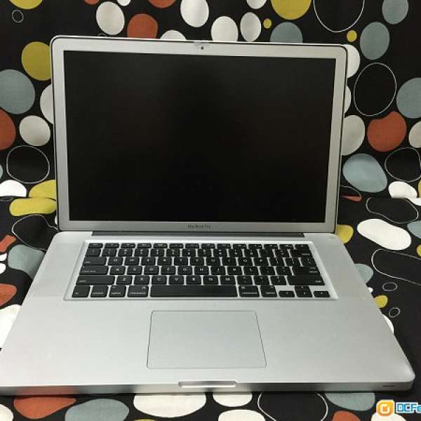 Apple Macbook Pro 15 (1680 x 1050) 90% new