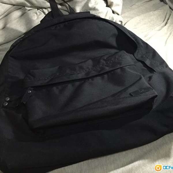 95%新 Fred Perry Backpack