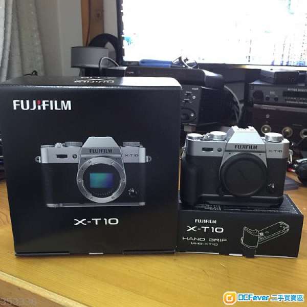 Fujifilm X-T10 銀色 & 手柄 (XT10 & MHG-XT10 行貨有保)