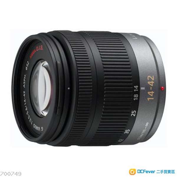 Panasonic LUMIX G VARIO 14-42mm / F3.5-5.6 ASPH. / MEGA O.I.S.