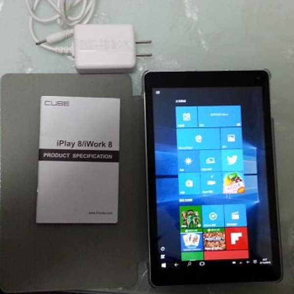 Win10 平板 酷比魔方 (Cube) iWork8 32GB 8 吋 Tablet