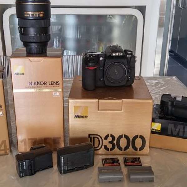 Nikon D300+MBD10 連 17-55, 另有10-24