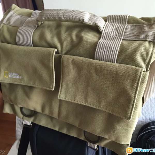 NATIONAL GEOGRAPHIC earth explorer shoulder bag 相機袋