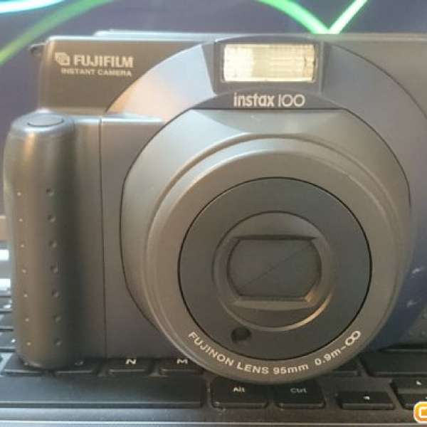 Fujifilm Instax 100 富士即影即有相機