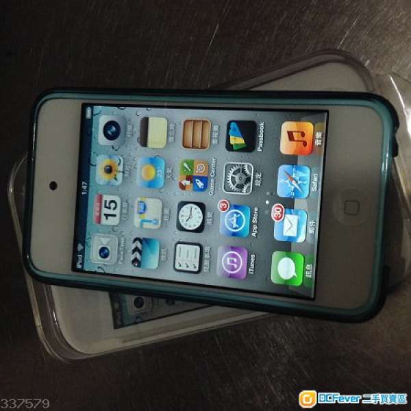 放 Apple iPod Touch 4 8gb 白色 99.99%近新