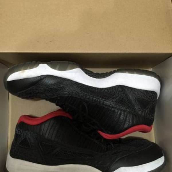 90%new Air Jordan 11 retro low 籃球鞋Size: US 9.5